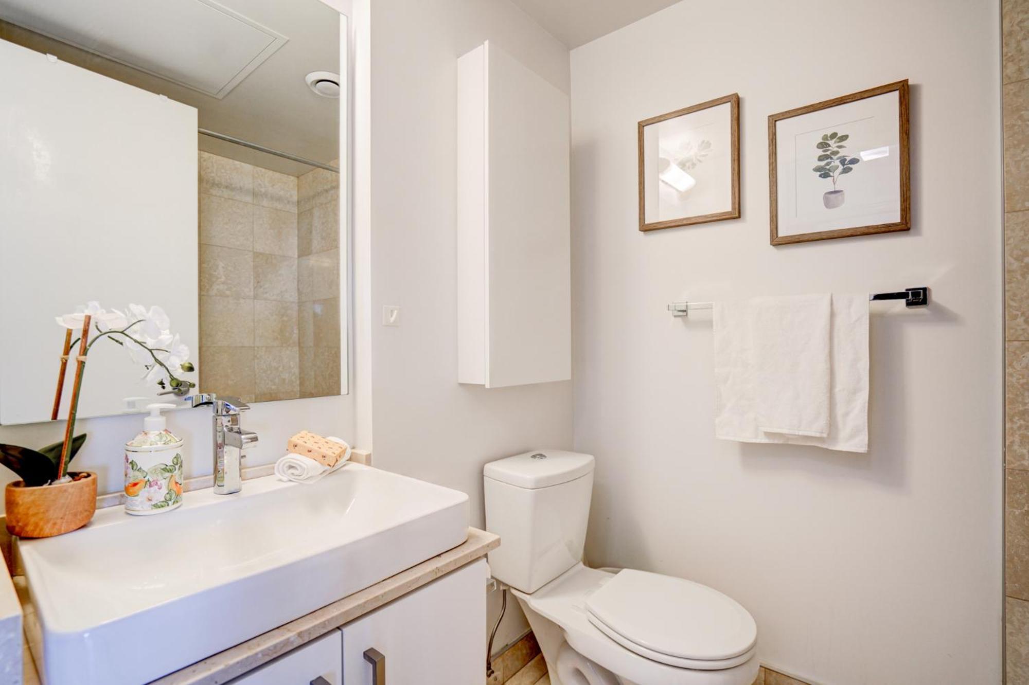 Royal York Apartment *